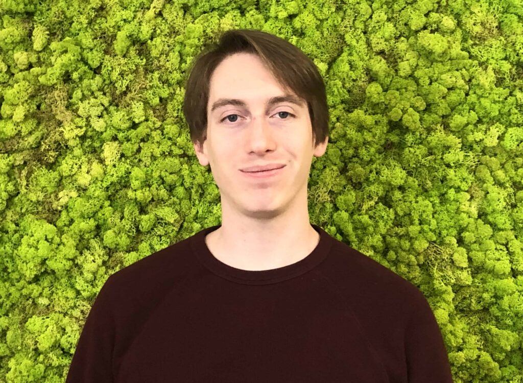 Alex Hunt of Team Easy Installer.